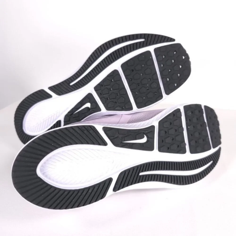 NWB Nike‎ Star Runner 2 GS Iced Lilac Off Noir Soar White AQ3542-501 Size 5.5Y